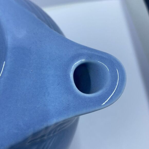 Homer Laughlin HLC Fiesta Periwinkle Teapot w/Lid Large 44 oz. 5 Cup Retired - Picture 6 of 16